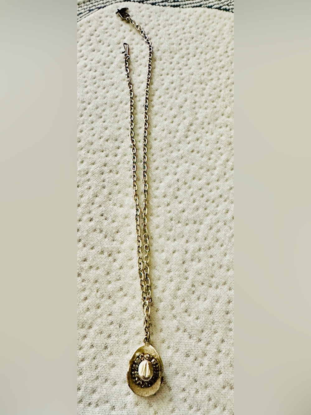 Necklace Silver Cowboy Cowgirl Western Rodeo Hat Pendant Charm With Chain